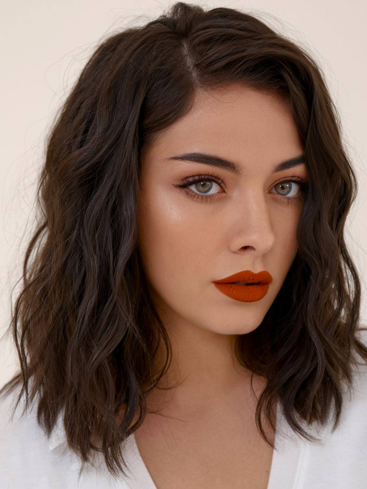 25+ Marvelous Hairstyles for Medium-Length Hair in 2025