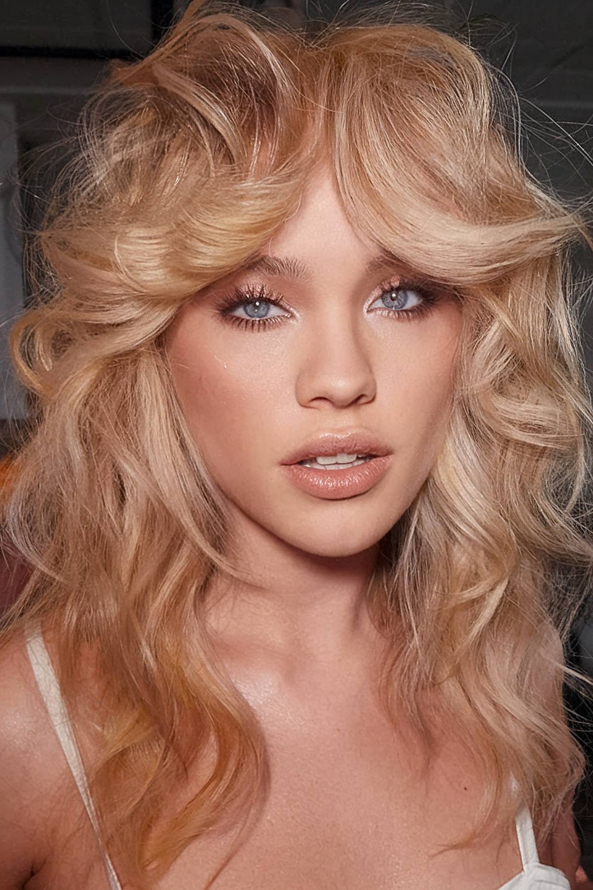 15+ Medium Shag Haircuts for a Dravish Aesthetic in 2025
