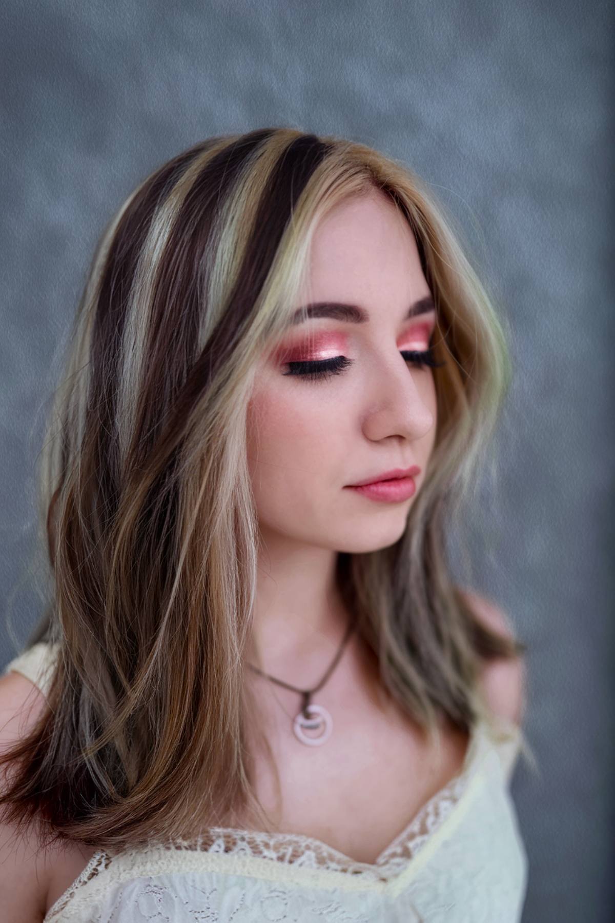 30+ Medium-Length Hair with Layers Trending in 2025