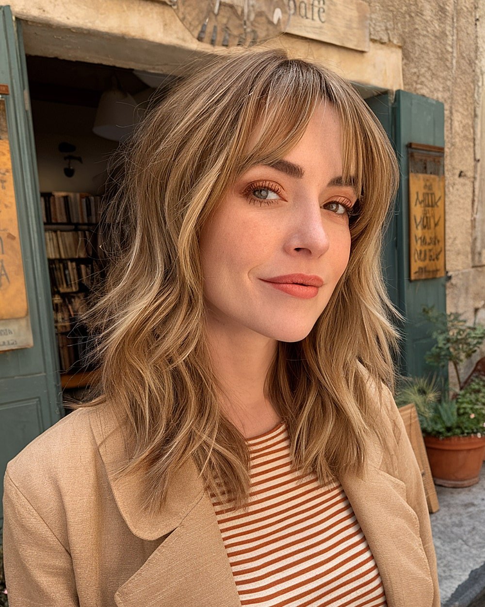 30+ Must-See Layered Haircuts for Medium Hair (2025 Ideas)