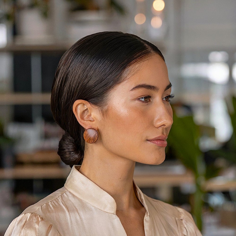 15+ Stylish Medium Hair Work Looks Women Are Copying in 2025