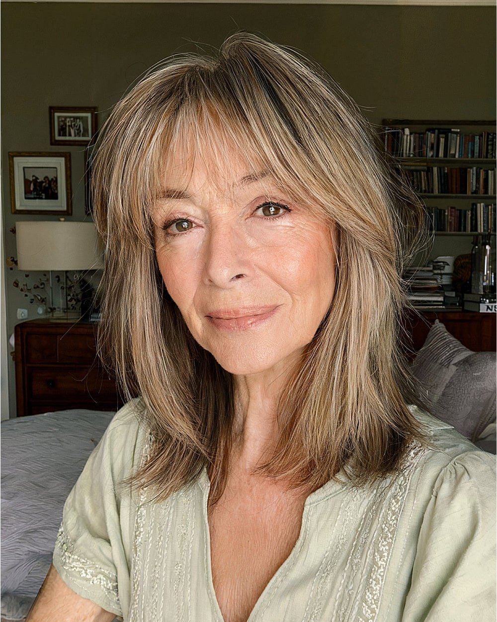 20+ Youthful Medium Shag Styles Women 70+ Are Loving in 2025