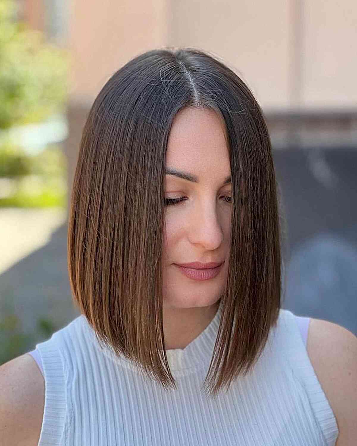 Top 50 Medium-Short Haircuts for Women Trending in 2025