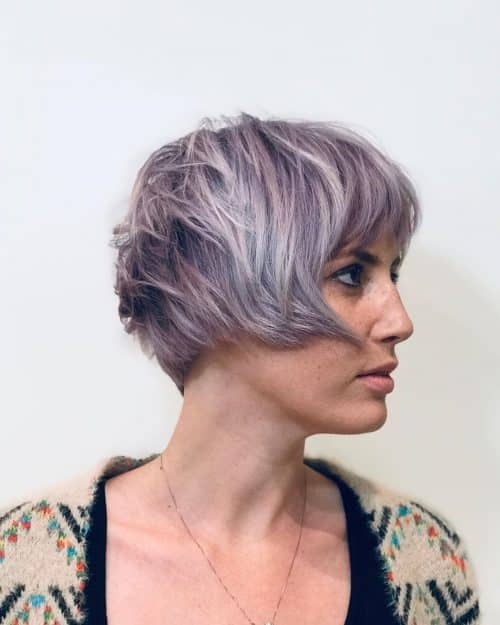 Top 50 Medium-Short Haircuts for Women Trending in 2025