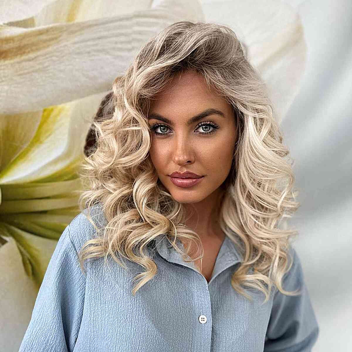50 Best Medium Wavy Hairstyle Ideas of 2025