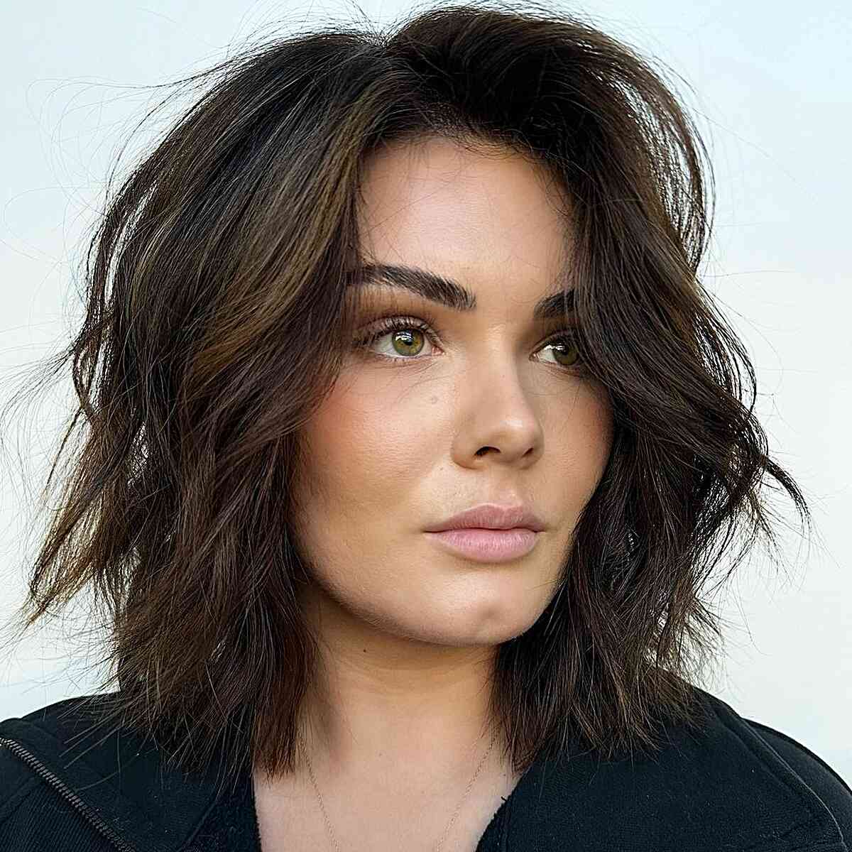 50 Best Medium Wavy Hairstyle Ideas of 2025