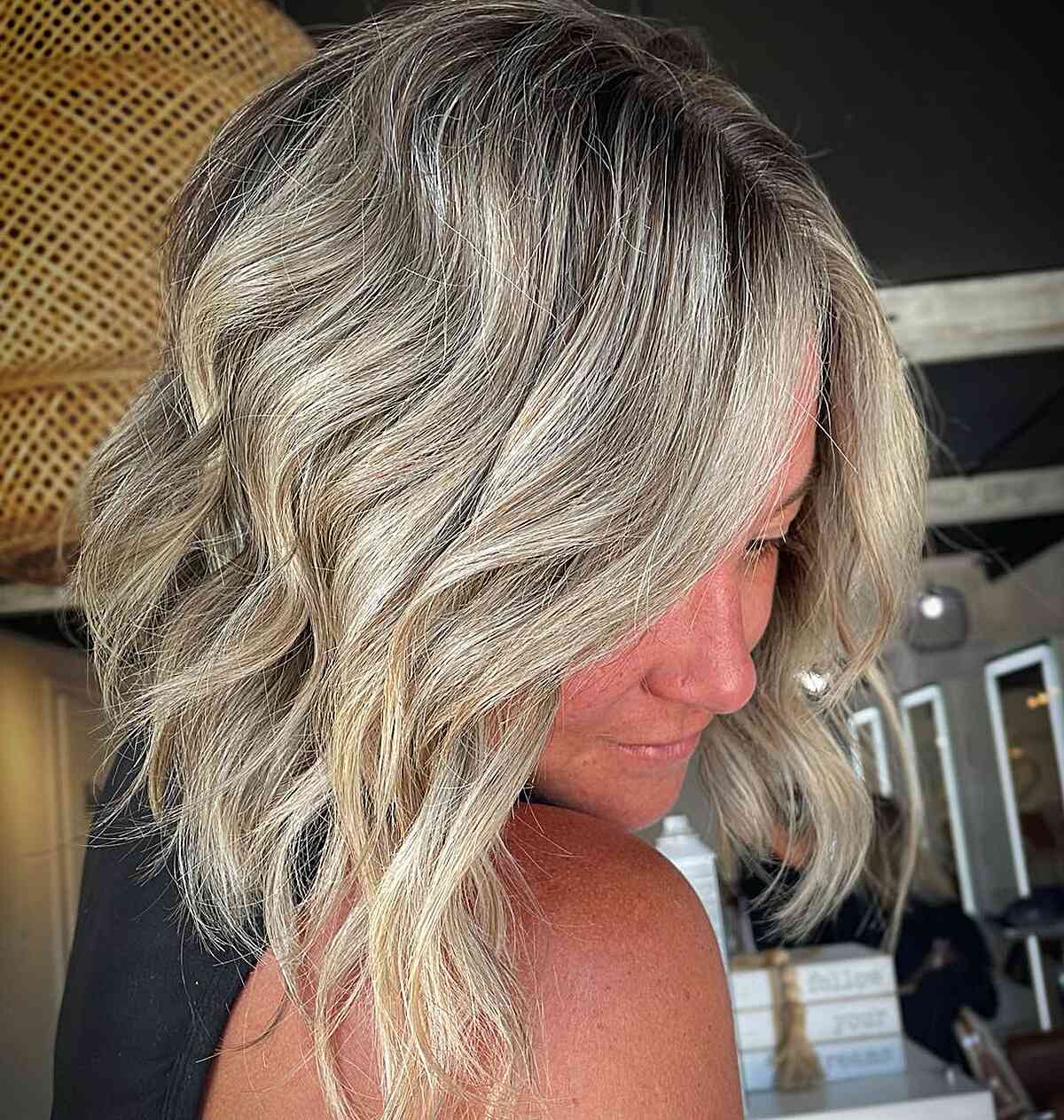 50 Best Medium Wavy Hairstyle Ideas of 2025
