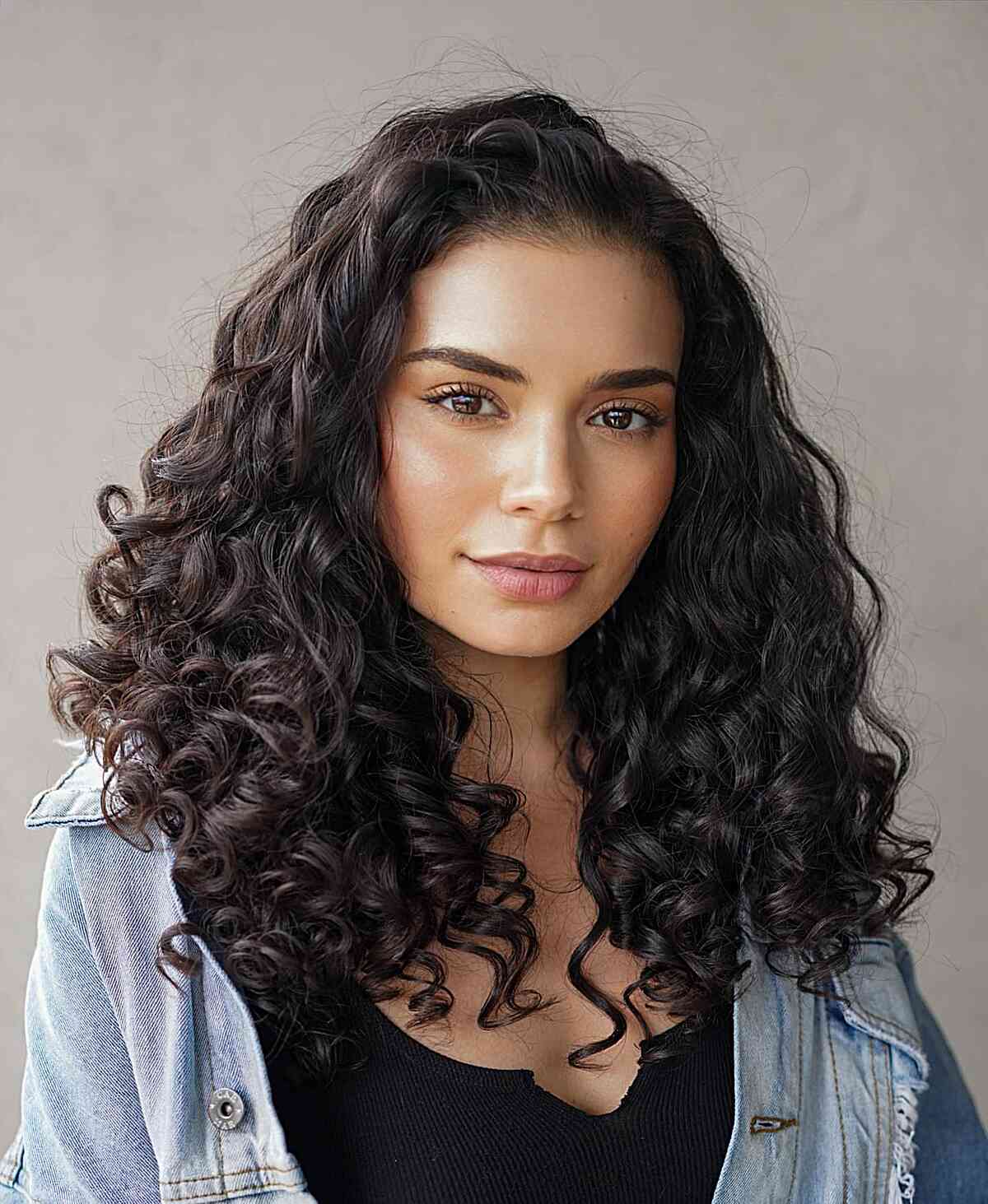 90 Best Medium-Length Hairstyles for Thick Hair to Feel Lighter
