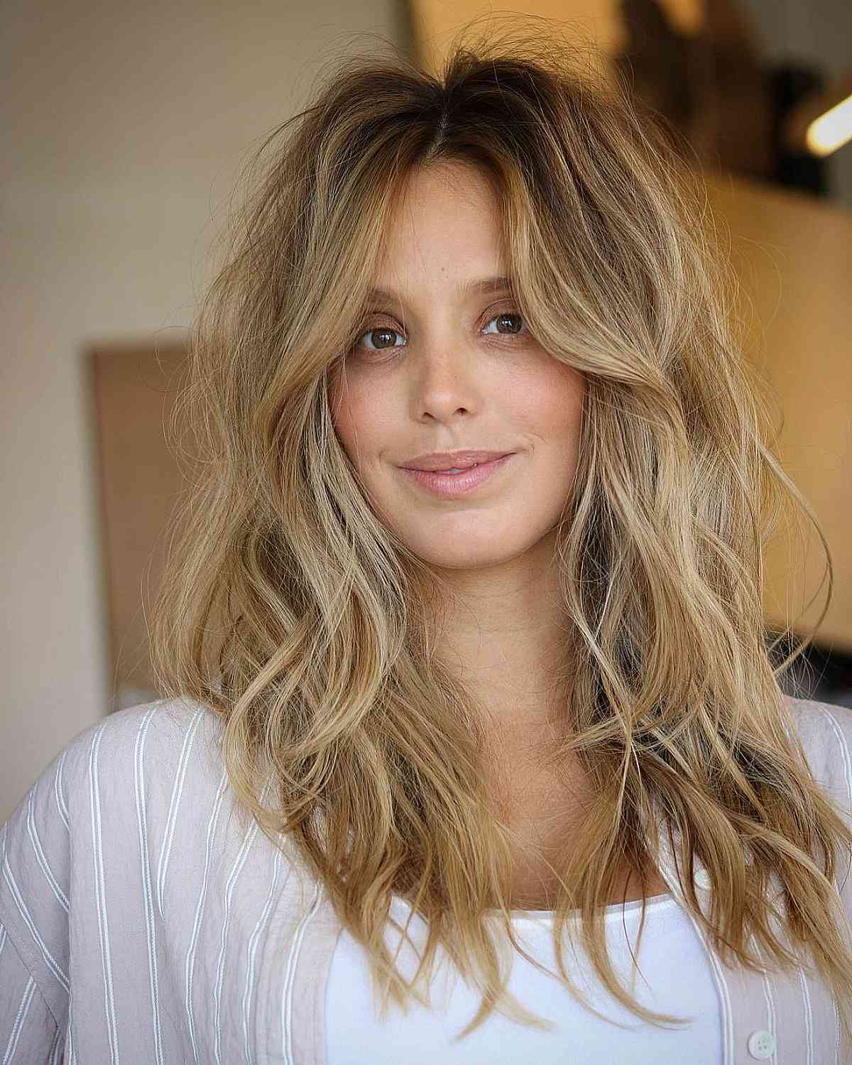 90 Best Medium-Length Hairstyles for Thick Hair to Feel Lighter
