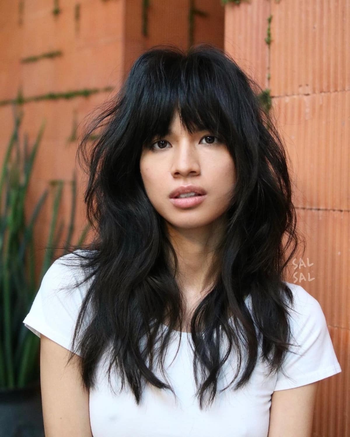 90 Best Medium-Length Hairstyles for Thick Hair to Feel Lighter