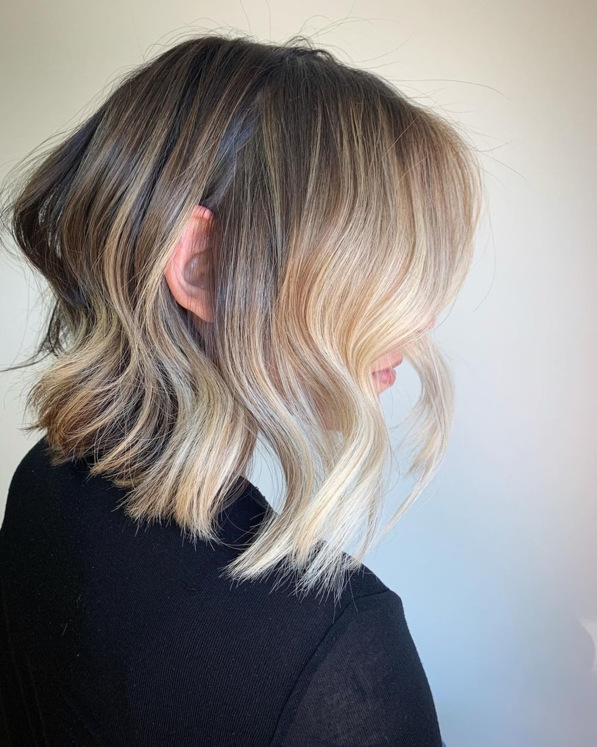 90 Best Medium-Length Hairstyles for Thick Hair to Feel Lighter