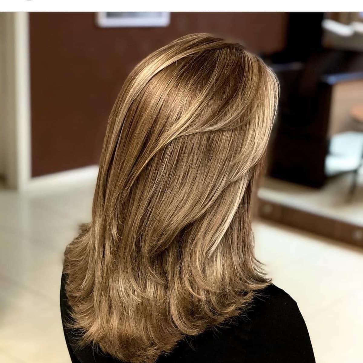 90 Best Medium-Length Hairstyles for Thick Hair to Feel Lighter