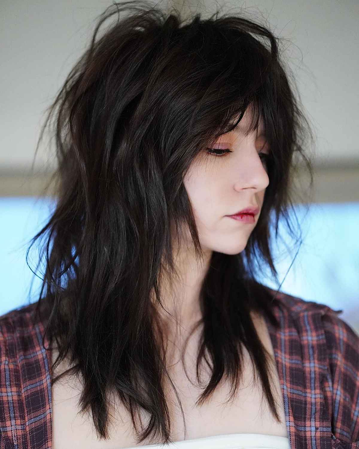 90 Best Medium-Length Hairstyles for Thick Hair to Feel Lighter