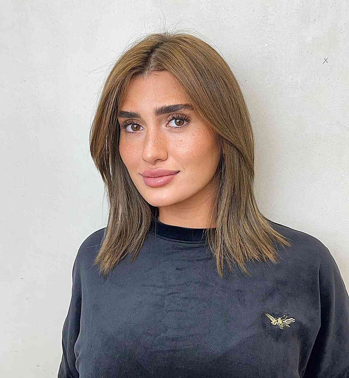 60 Medium-Length Hairstyles for Thin Hair to Look Fuller