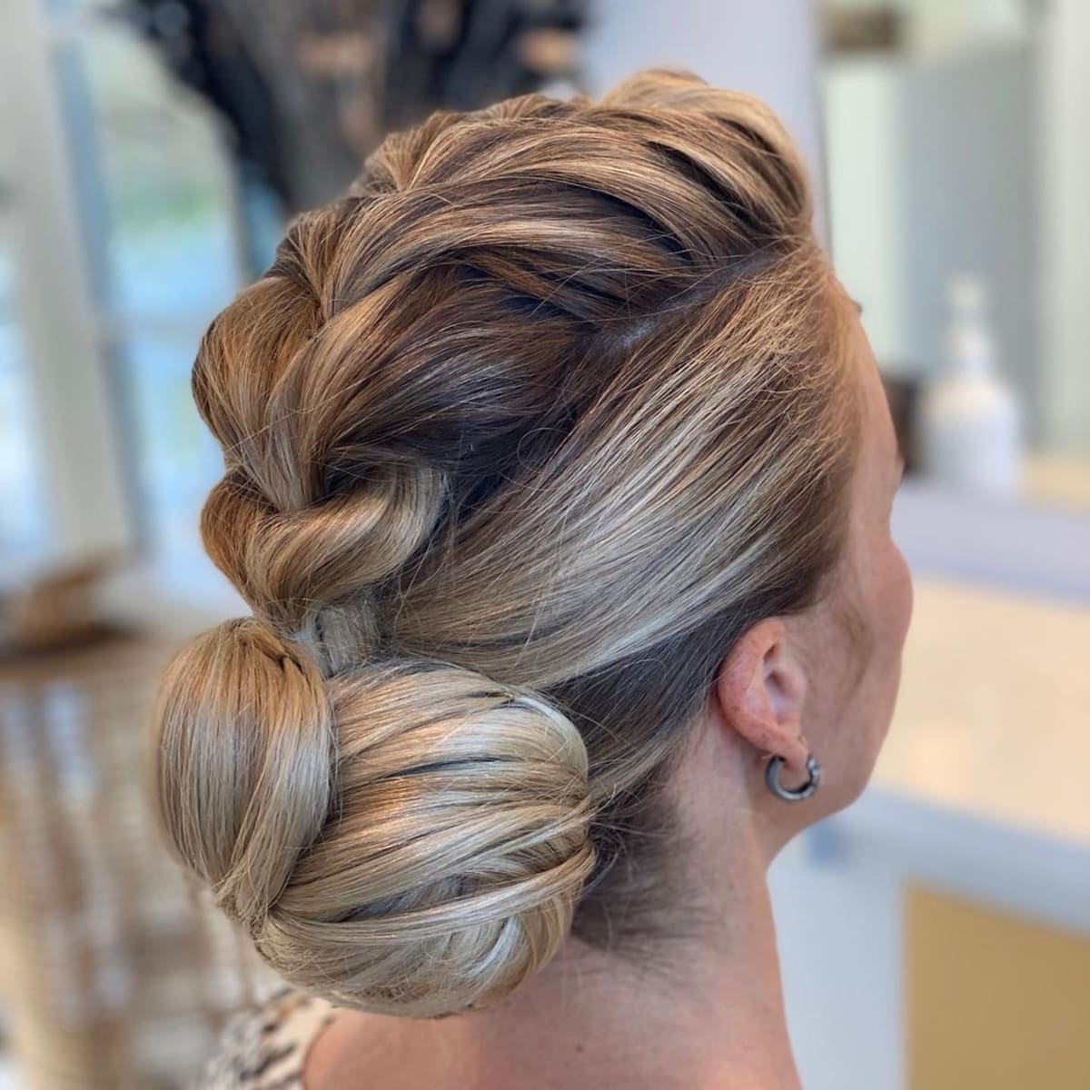 60 Medium-Length Hairstyles for Thin Hair to Look Fuller