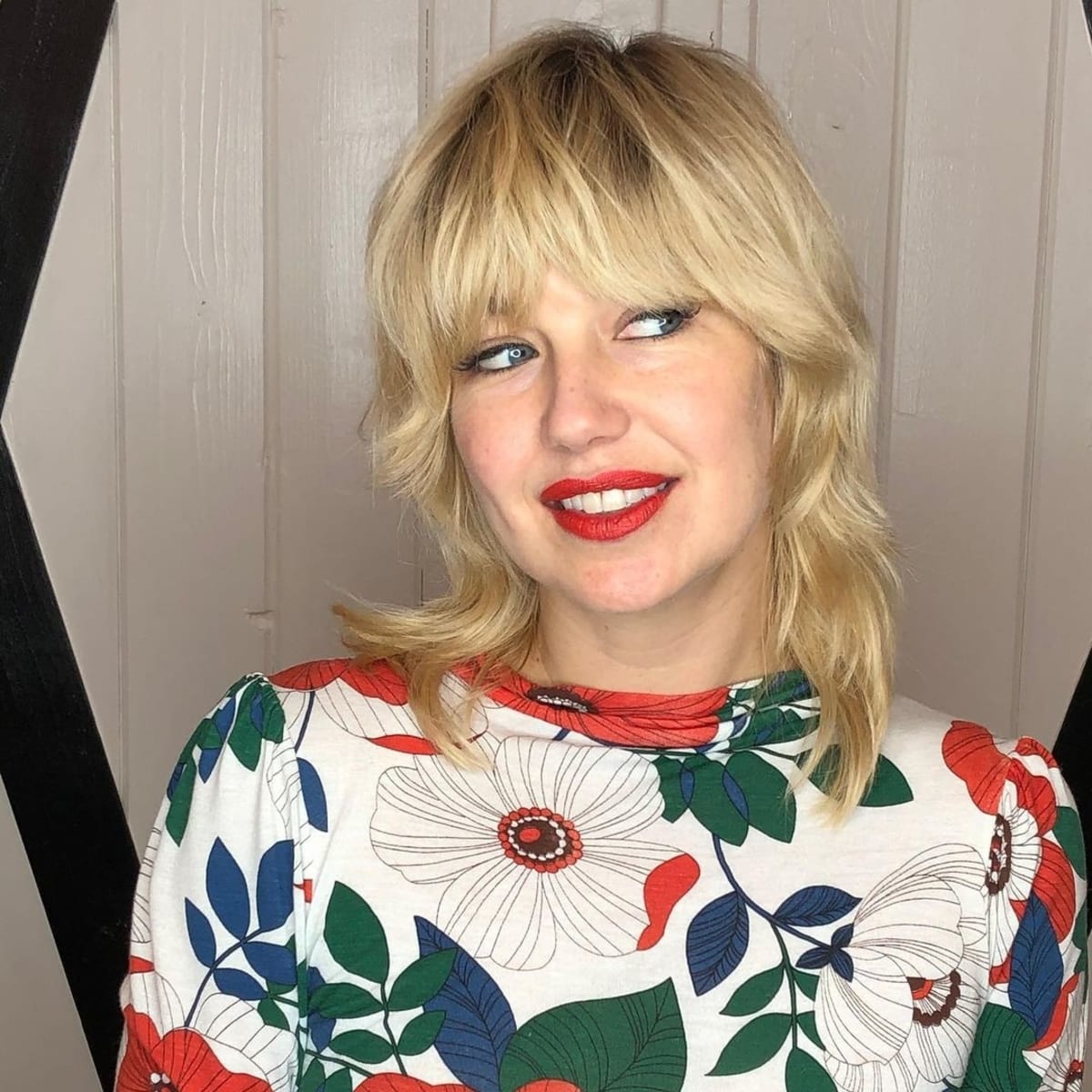 60 Medium-Length Hairstyles for Thin Hair to Look Fuller