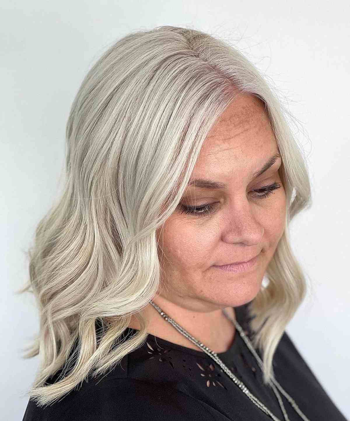 60 Medium-Length Hairstyles for Thin Hair to Look Fuller
