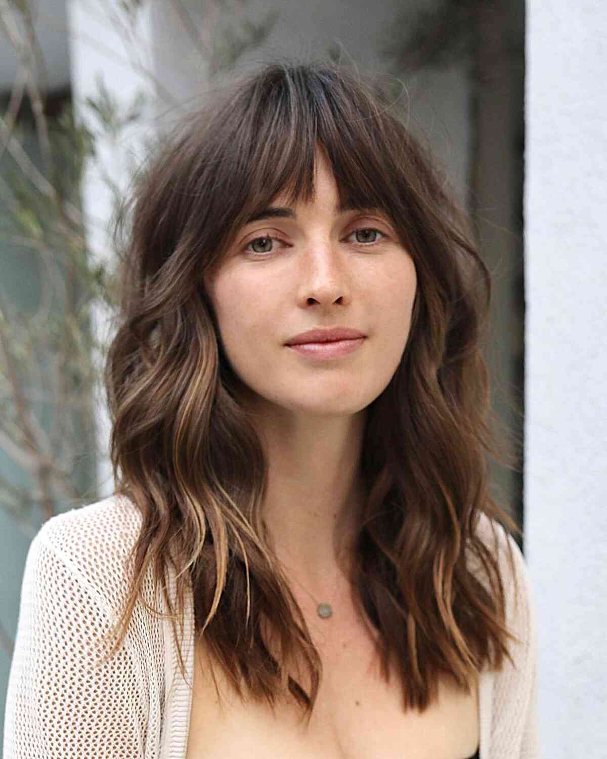 63 Best Medium-Length Hair with Bangs for An Instant Makeover