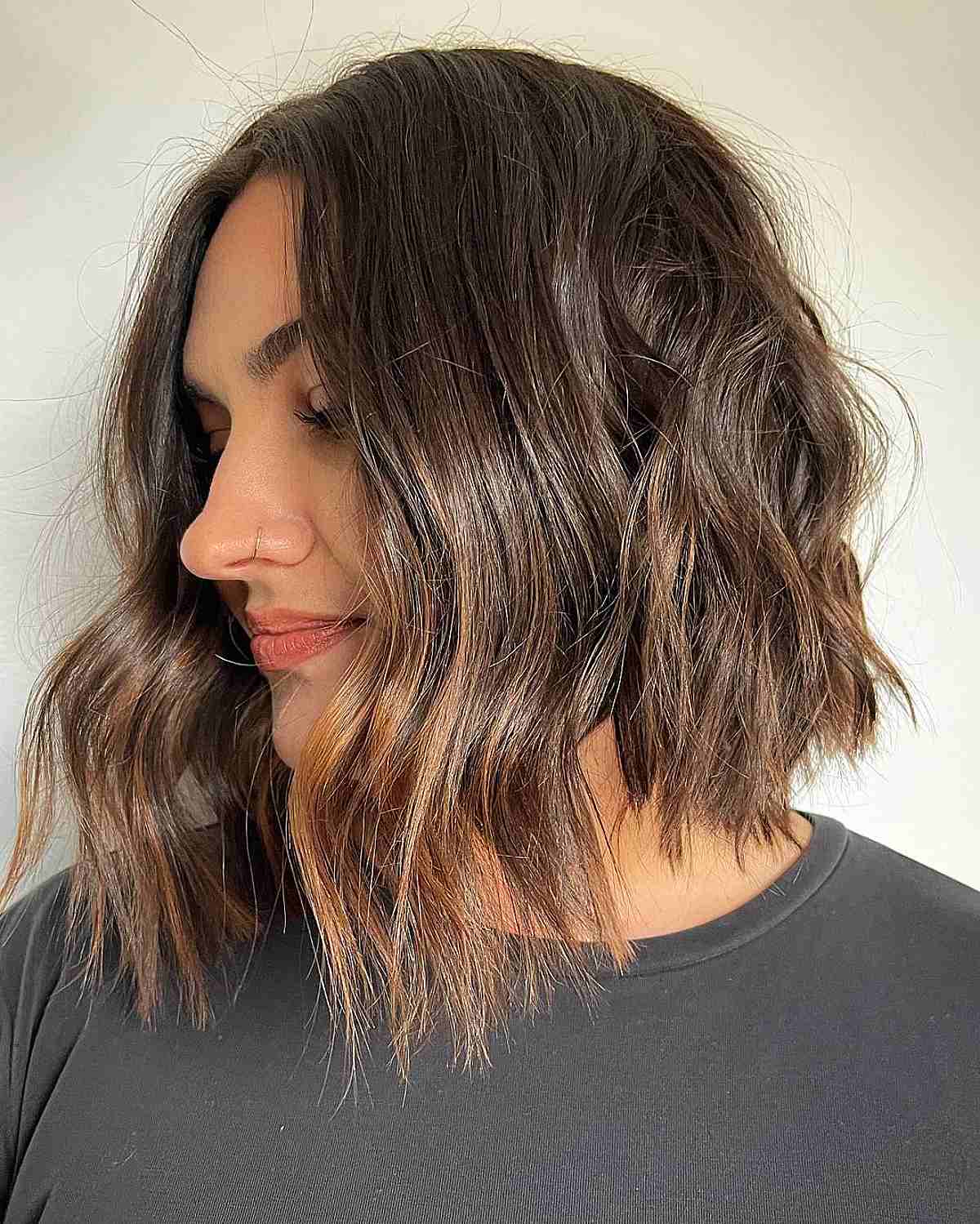 100+ Cute & Easy Shoulder-Length Haircuts for 2025