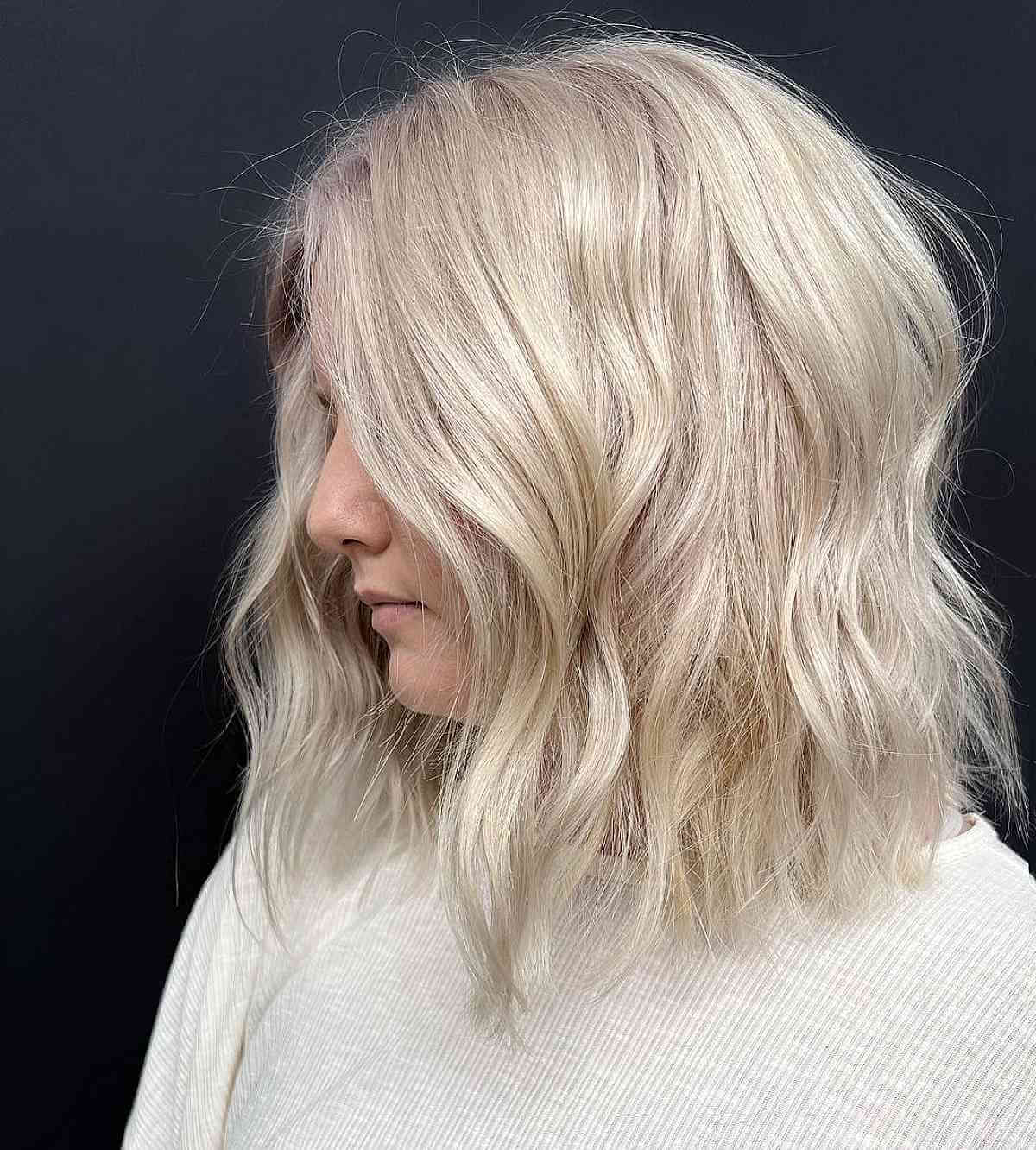 100+ Cute & Easy Shoulder-Length Haircuts for 2025