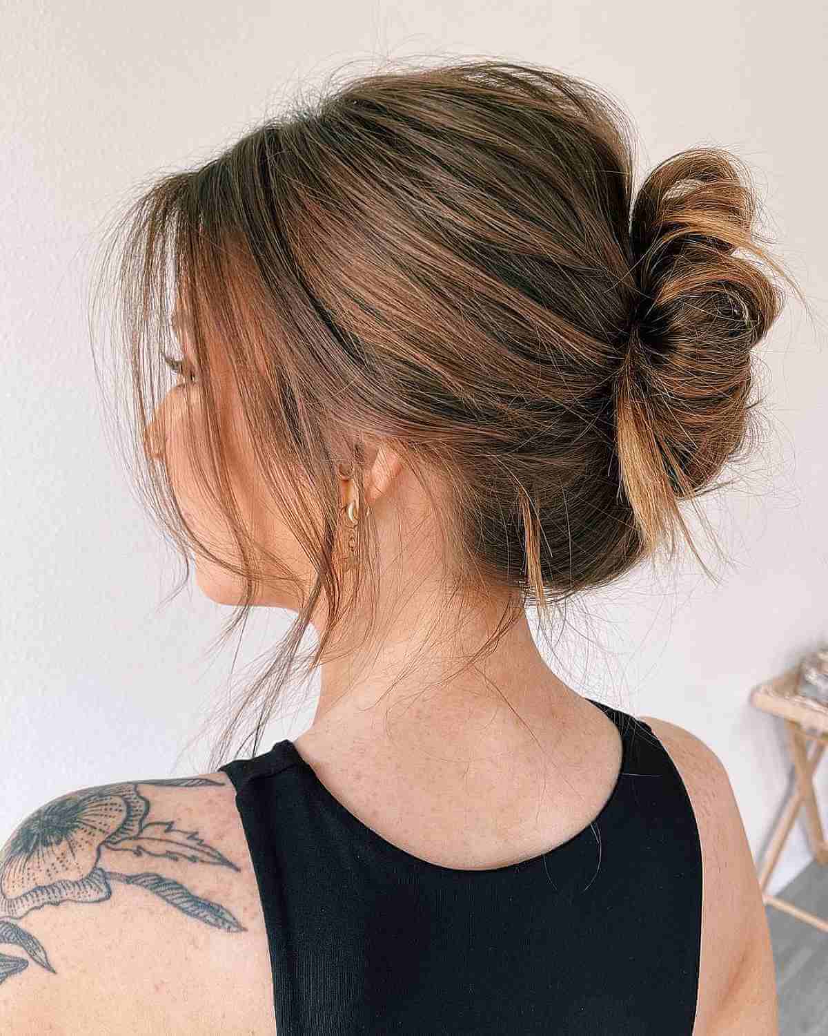 100+ Cute & Easy Shoulder-Length Haircuts for 2025