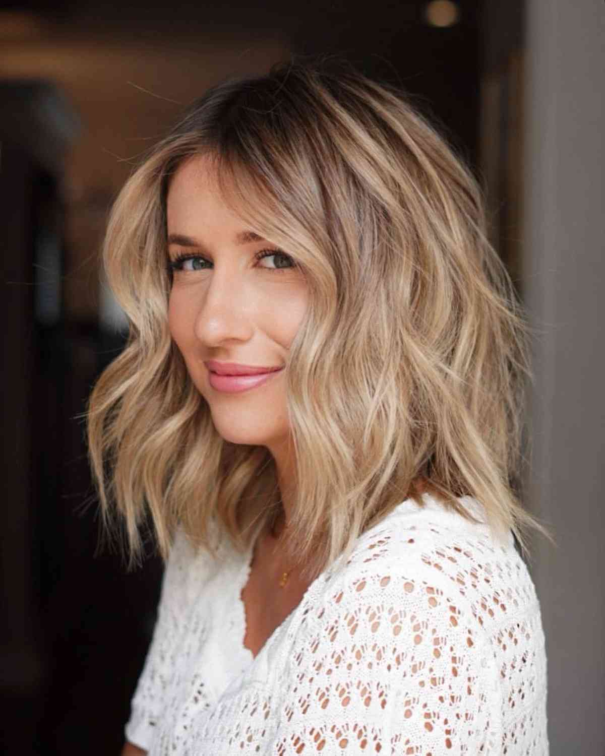 100+ Cute & Easy Shoulder-Length Haircuts for 2025