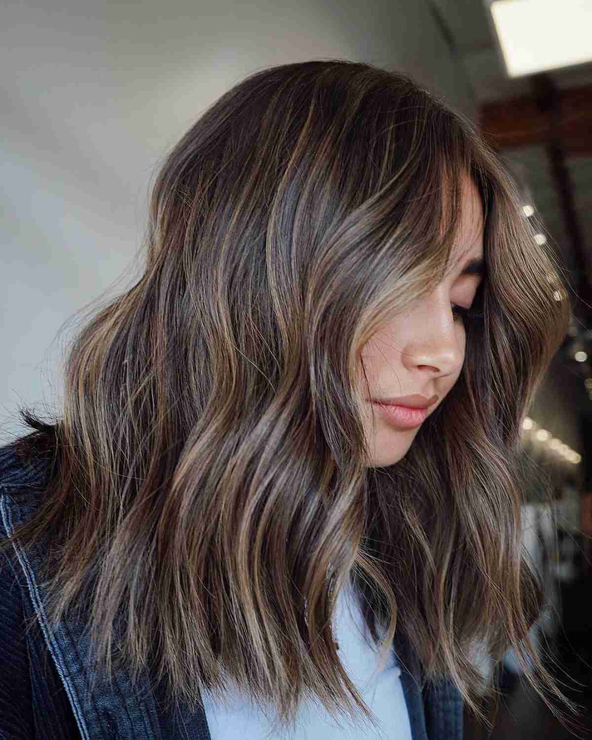 100+ Cute & Easy Shoulder-Length Haircuts for 2025