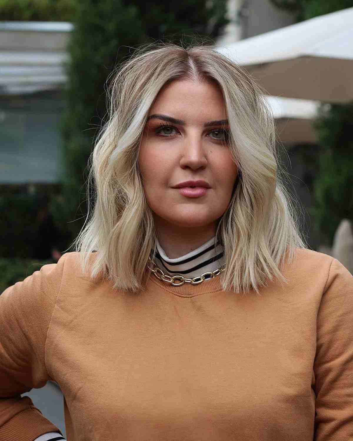 100+ Cute & Easy Shoulder-Length Haircuts for 2025