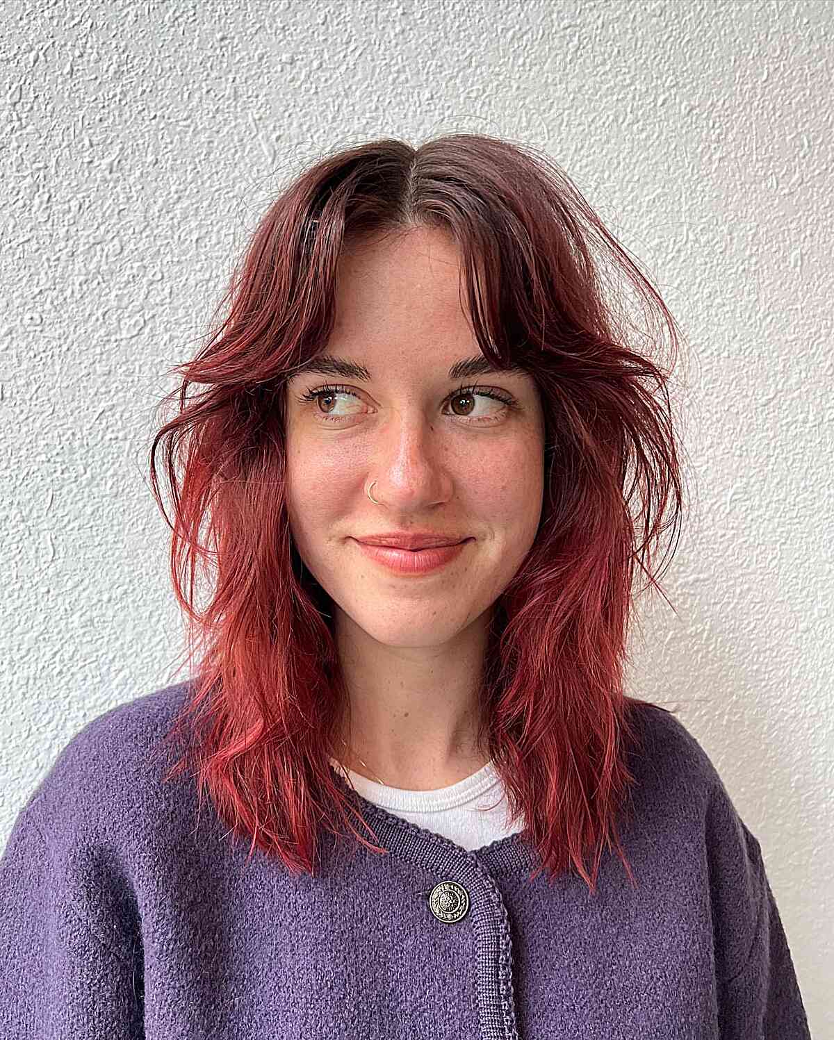 100+ Cute & Easy Shoulder-Length Haircuts for 2025