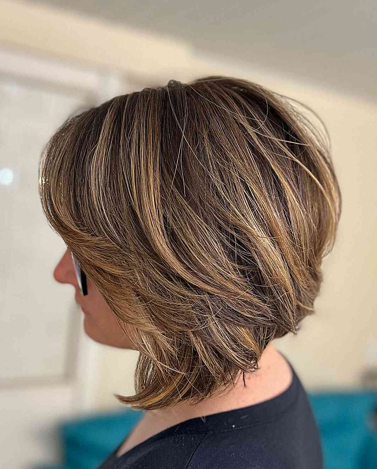 100+ Cute & Easy Shoulder-Length Haircuts for 2025