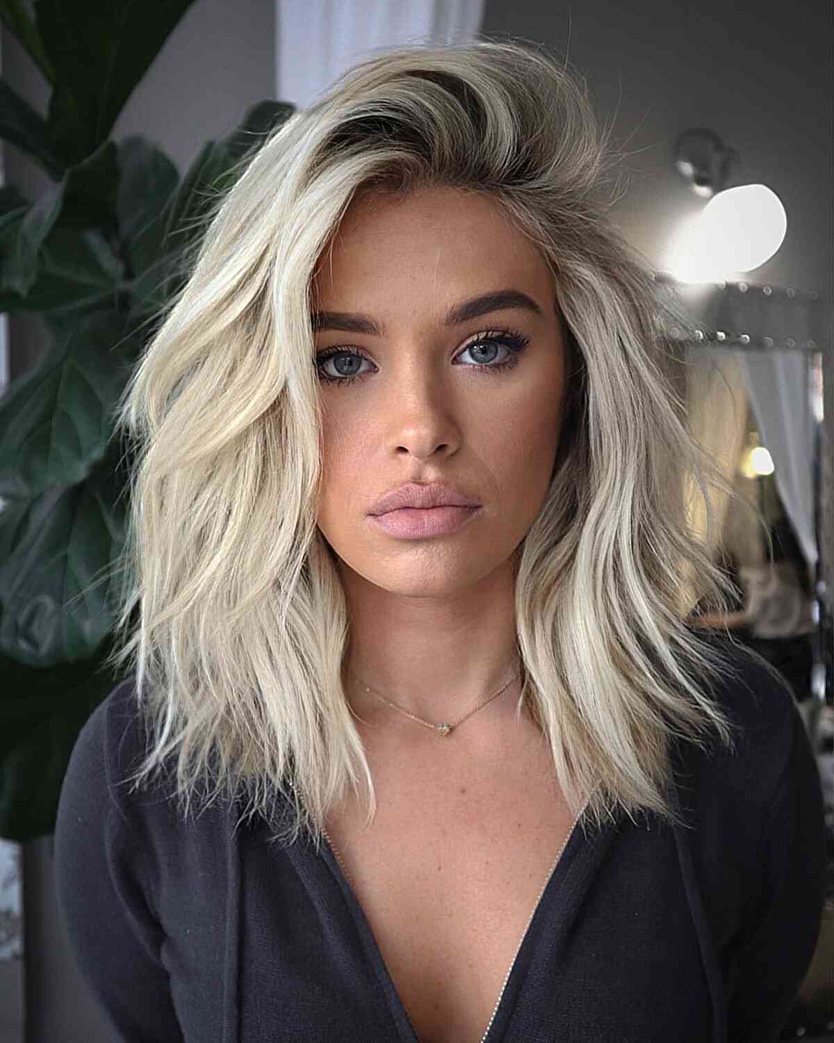 100+ Cute & Easy Shoulder-Length Haircuts for 2025