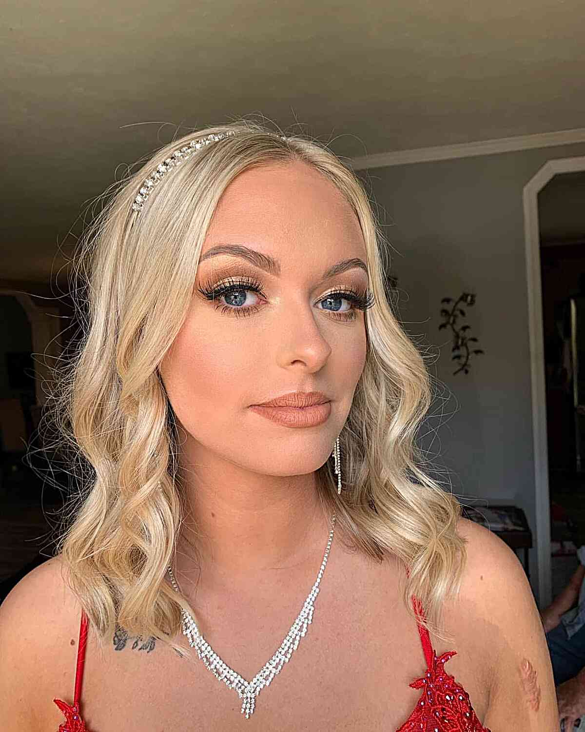 100+ Cute & Easy Shoulder-Length Haircuts for 2025