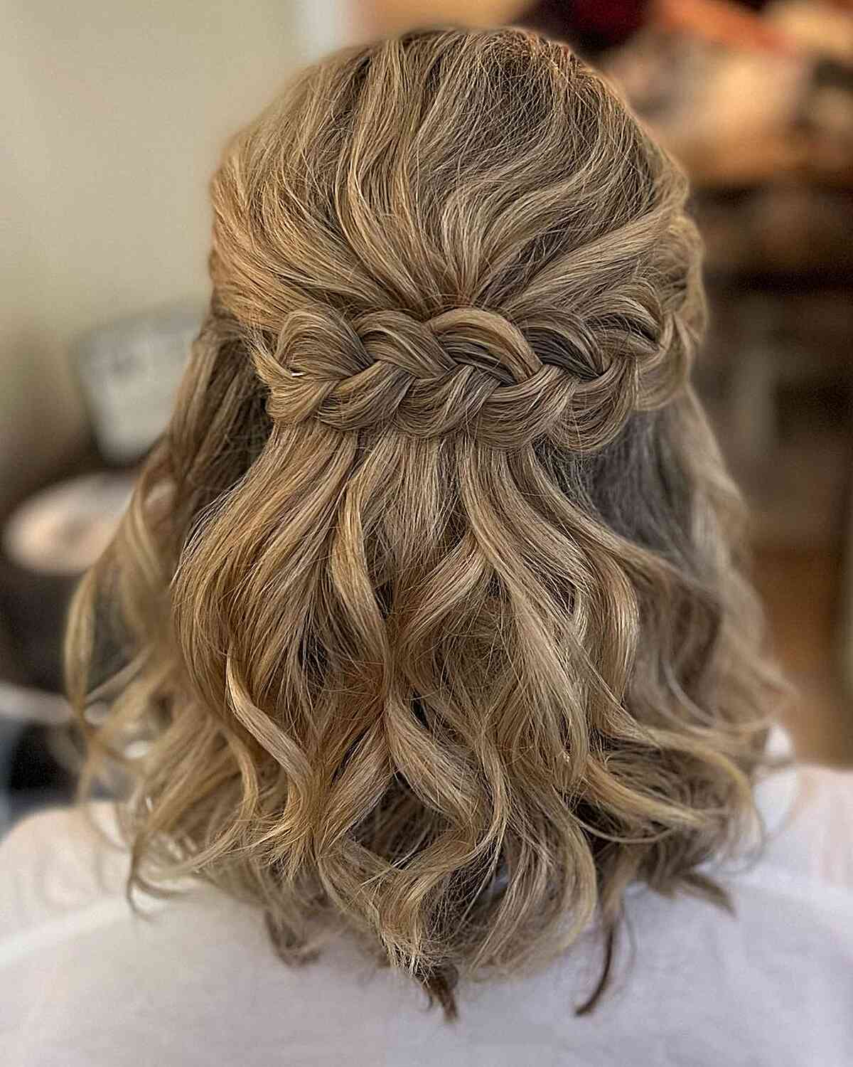 100+ Cute & Easy Shoulder-Length Haircuts for 2025