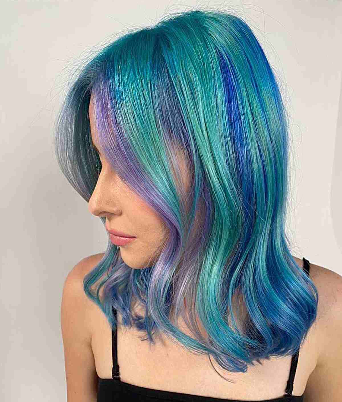 100+ Cute & Easy Shoulder-Length Haircuts for 2025