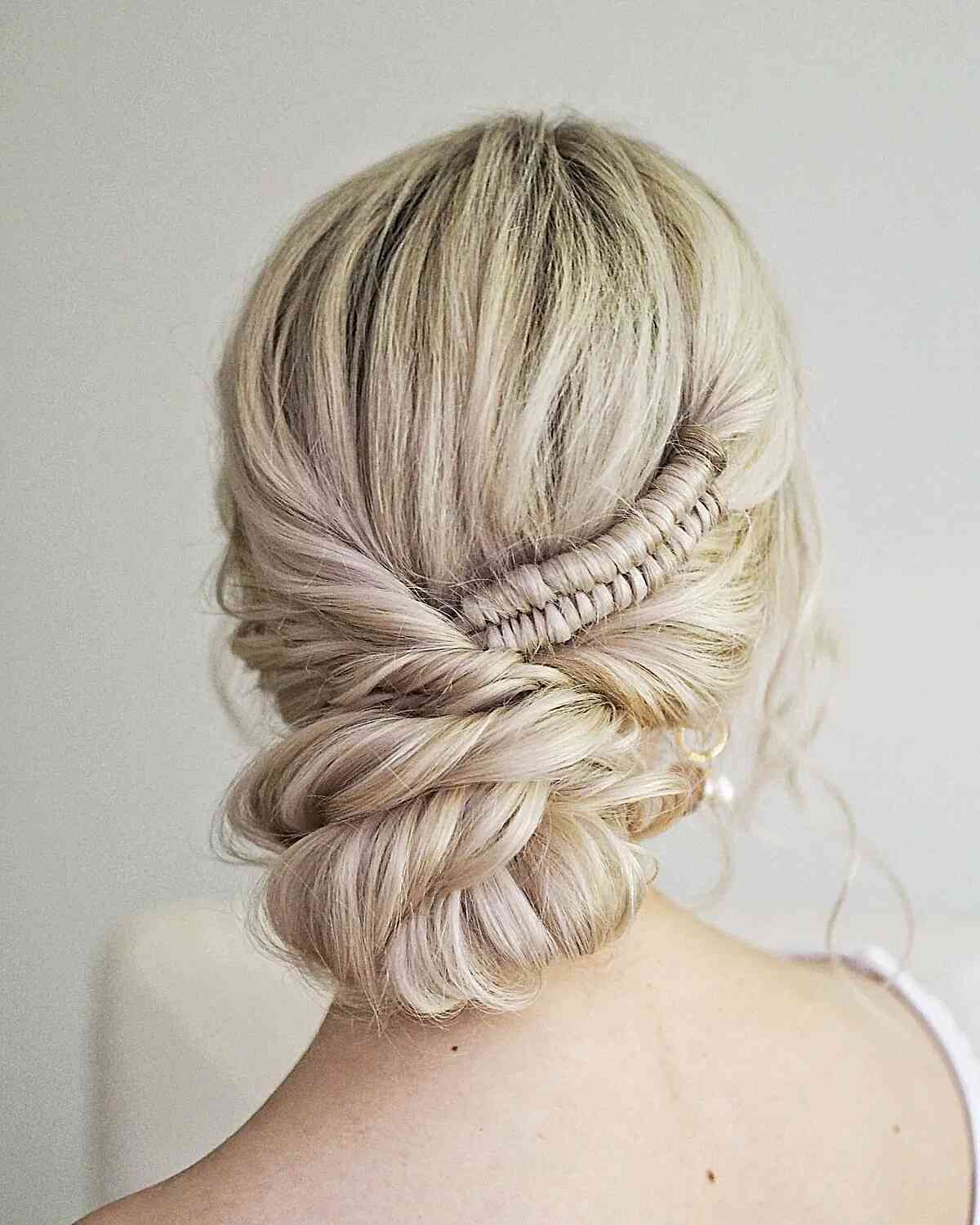 100+ Cute & Easy Shoulder-Length Haircuts for 2025