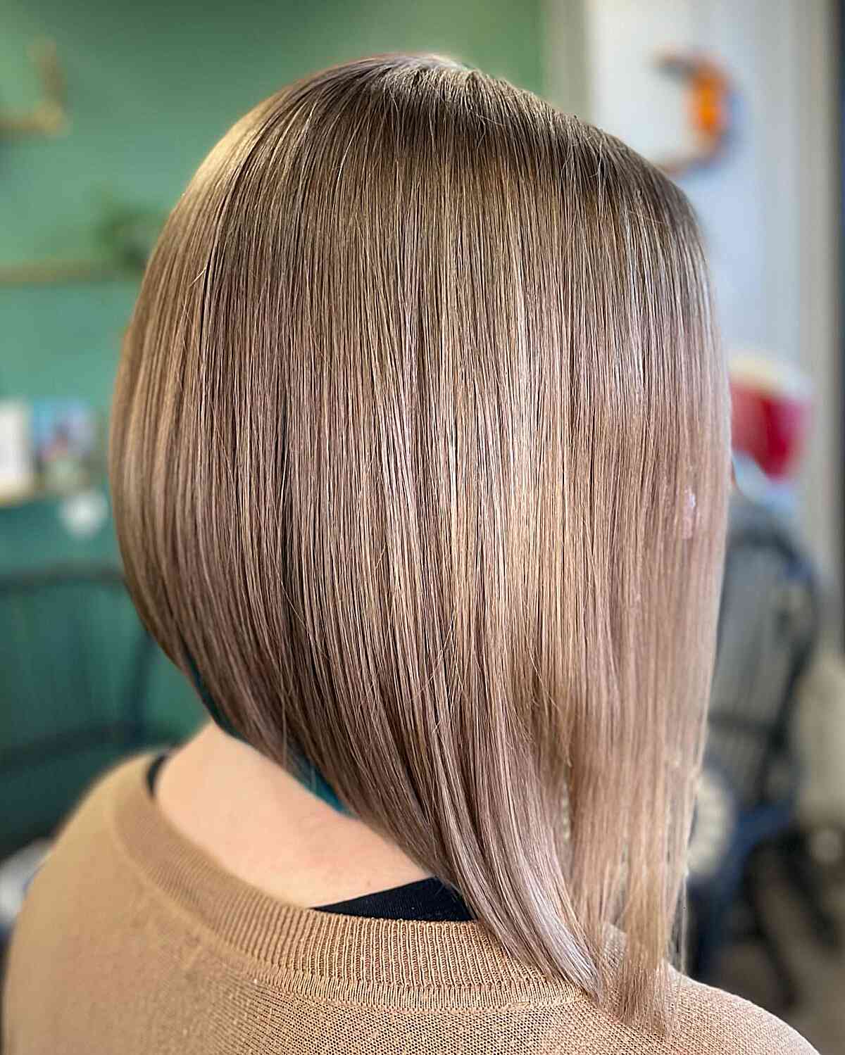 100+ Cute & Easy Shoulder-Length Haircuts for 2025