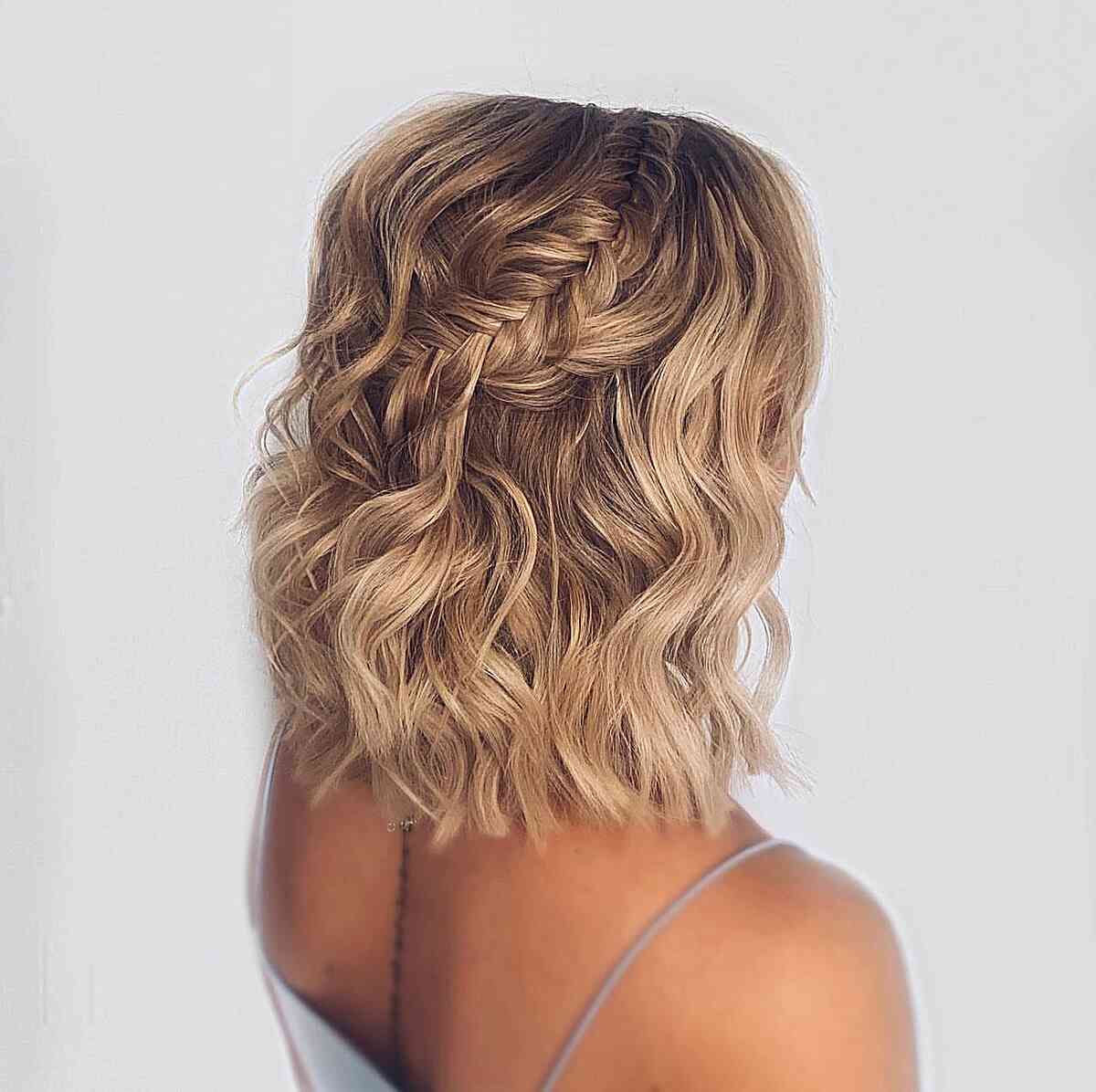 100+ Cute & Easy Shoulder-Length Haircuts for 2025
