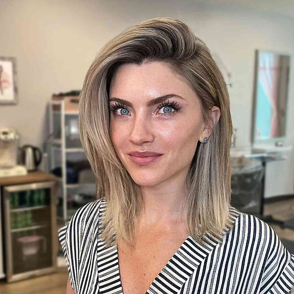 100+ Cute & Easy Shoulder-Length Haircuts for 2025