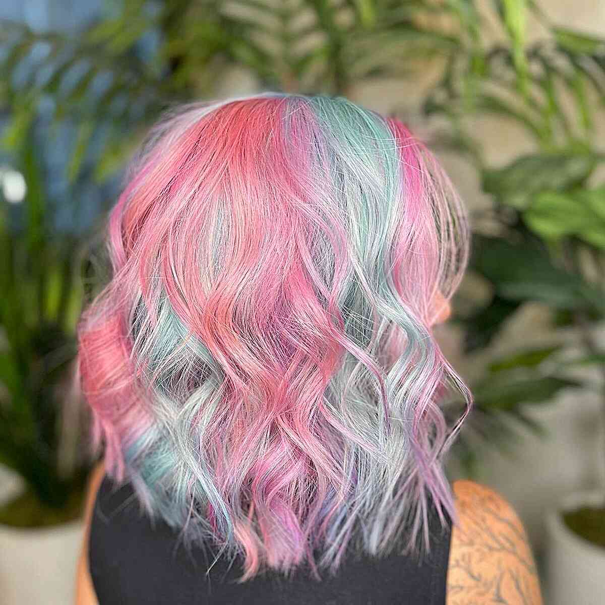 100+ Cute & Easy Shoulder-Length Haircuts for 2025