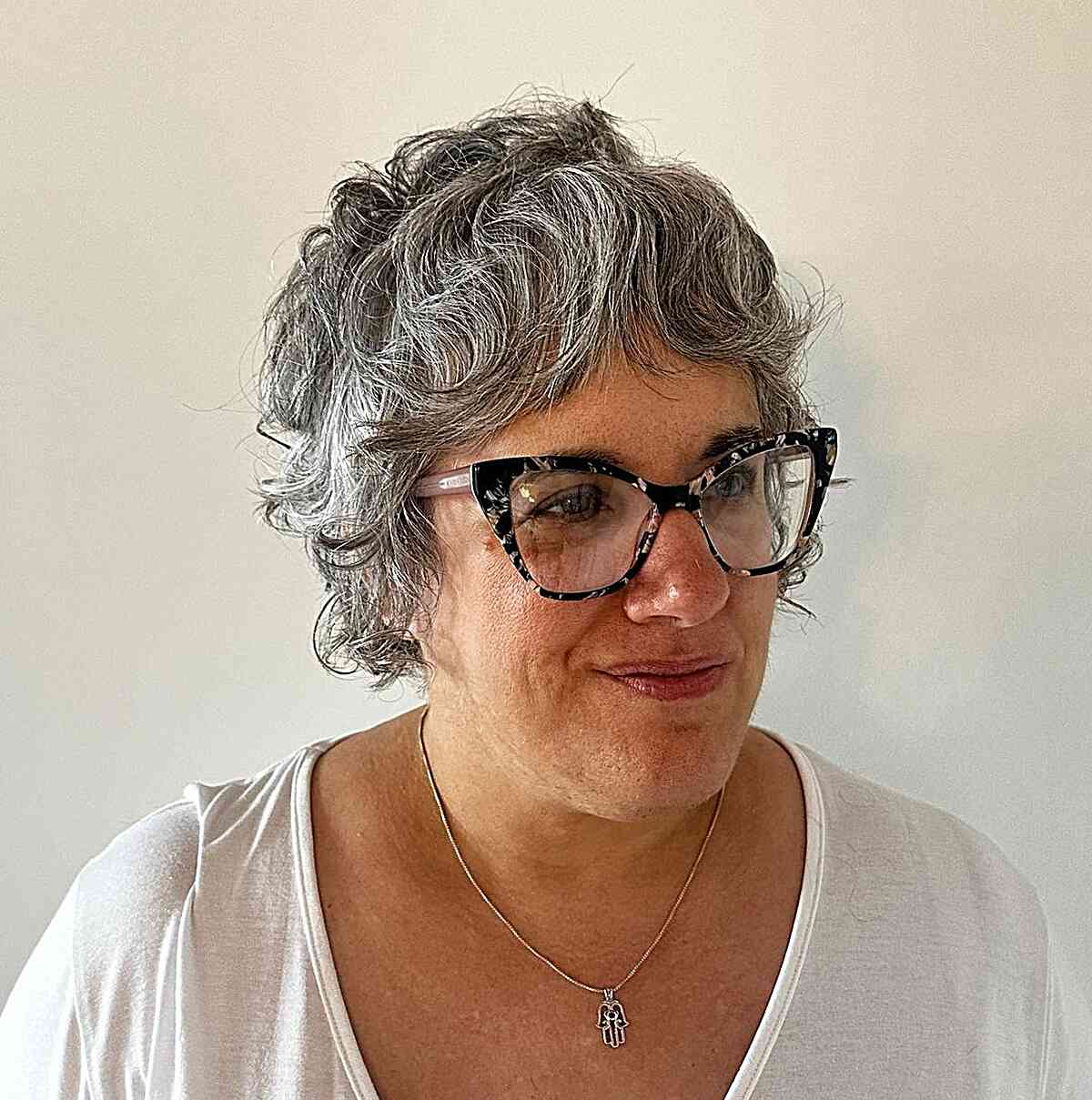 26 Modern Pixie Shag Haircuts for Stylish Older Women