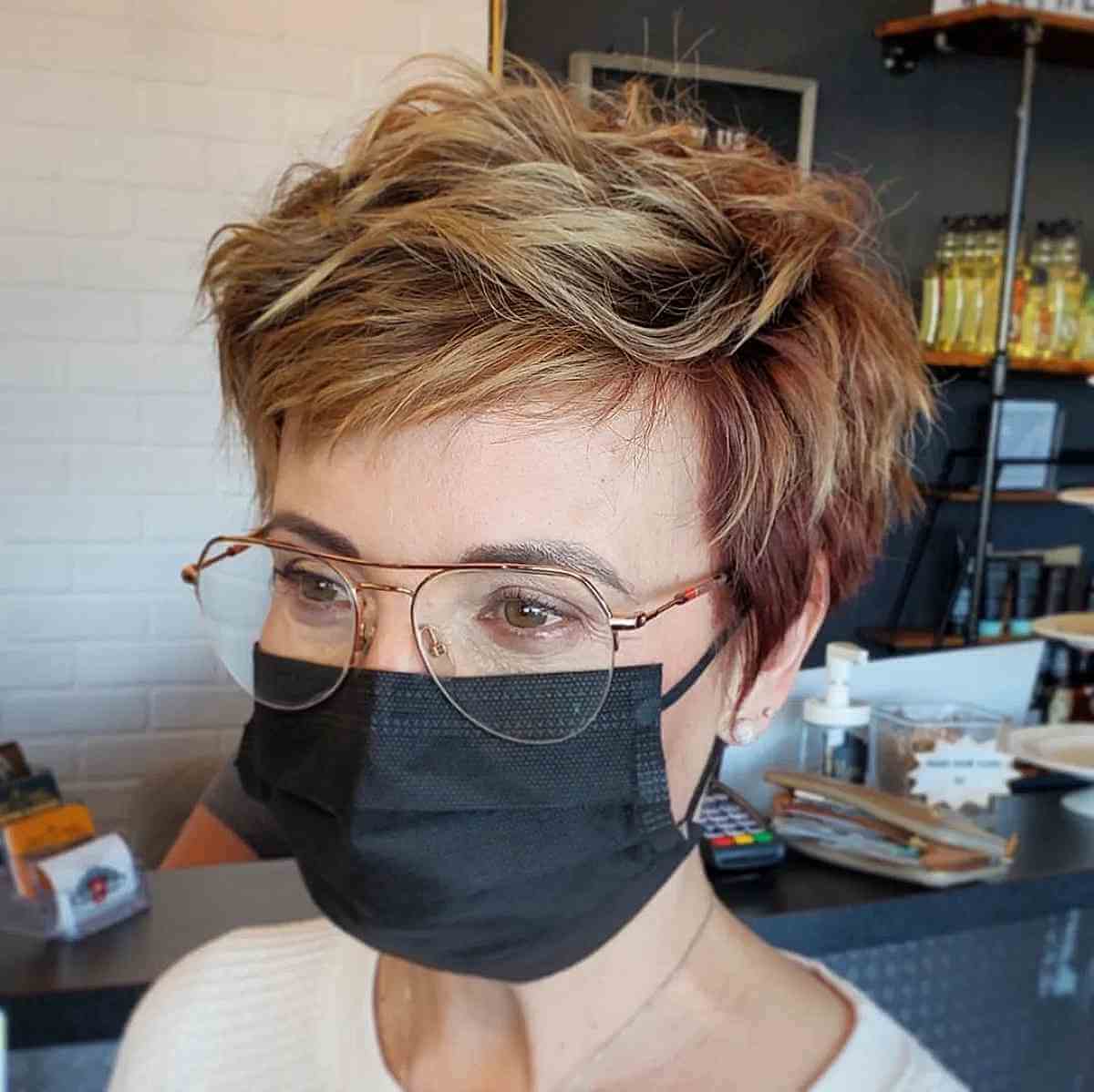 26 Modern Pixie Shag Haircuts for Stylish Older Women