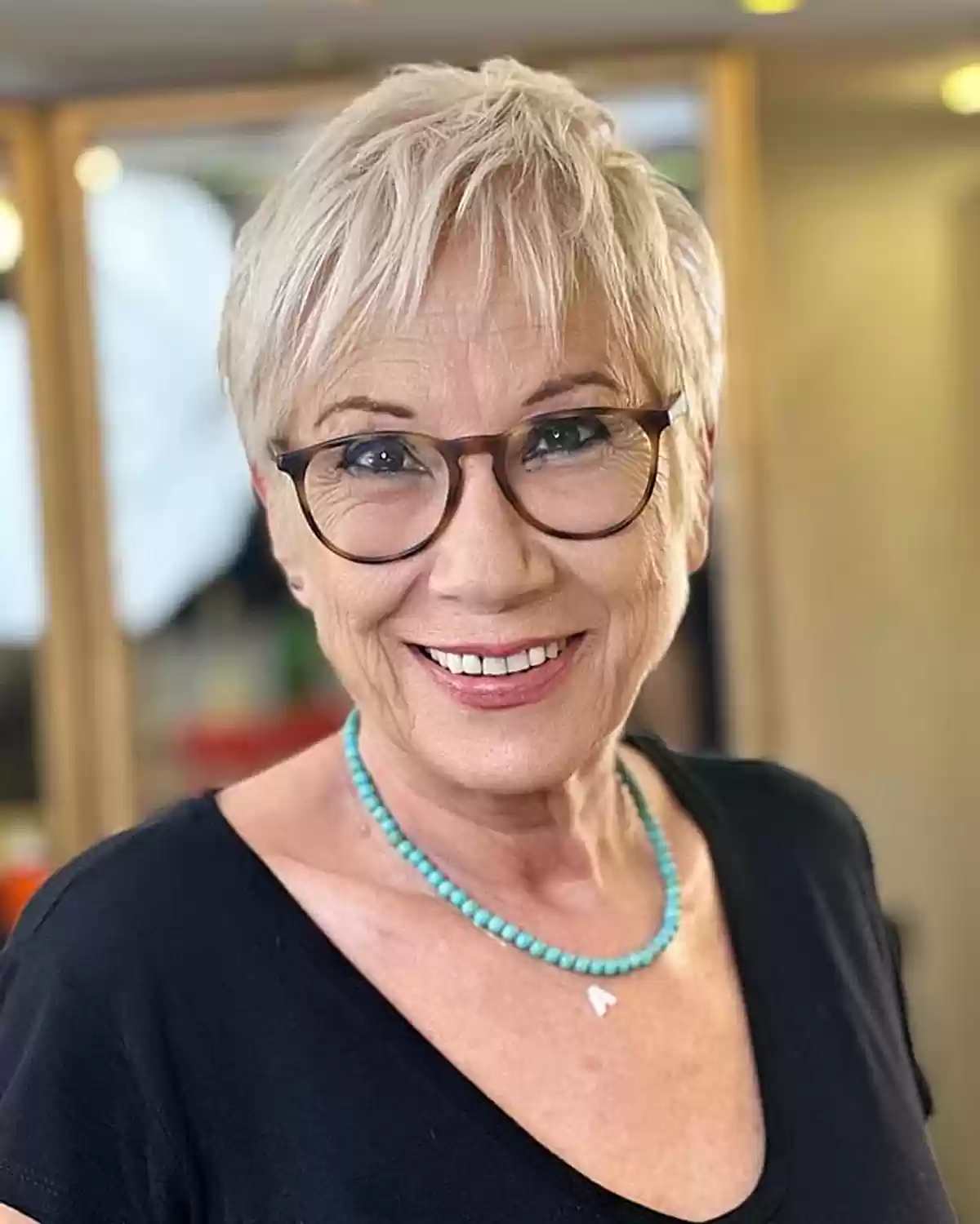 32 Perfect Pixie Cuts for Women Over 60 With Glasses