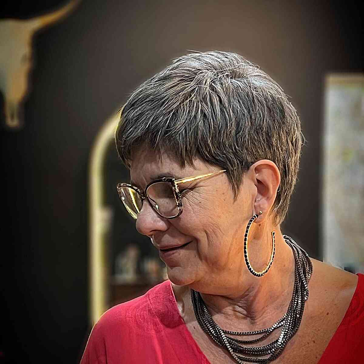 32 Perfect Pixie Cuts for Women Over 60 With Glasses