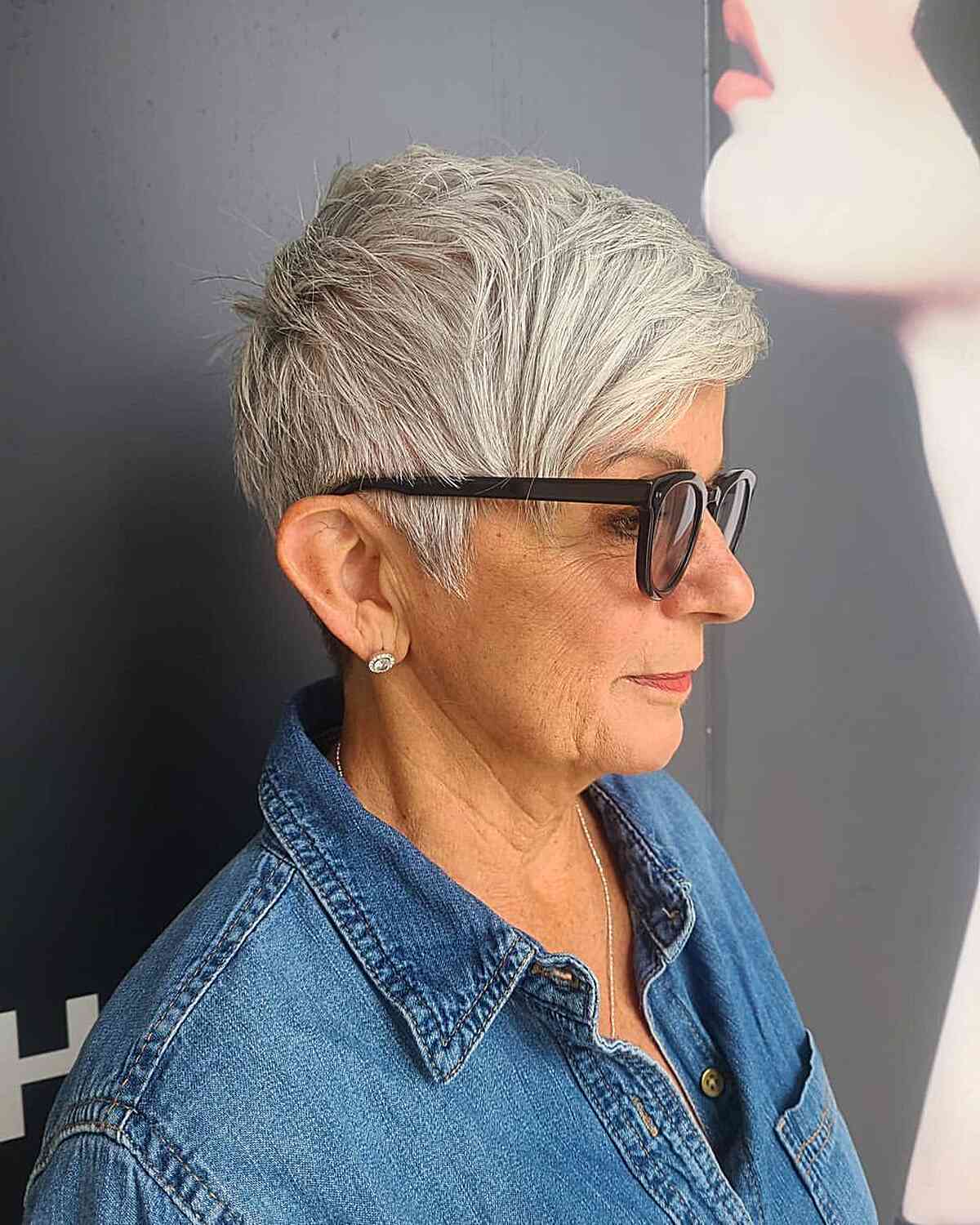 32 Perfect Pixie Cuts for Women Over 60 With Glasses