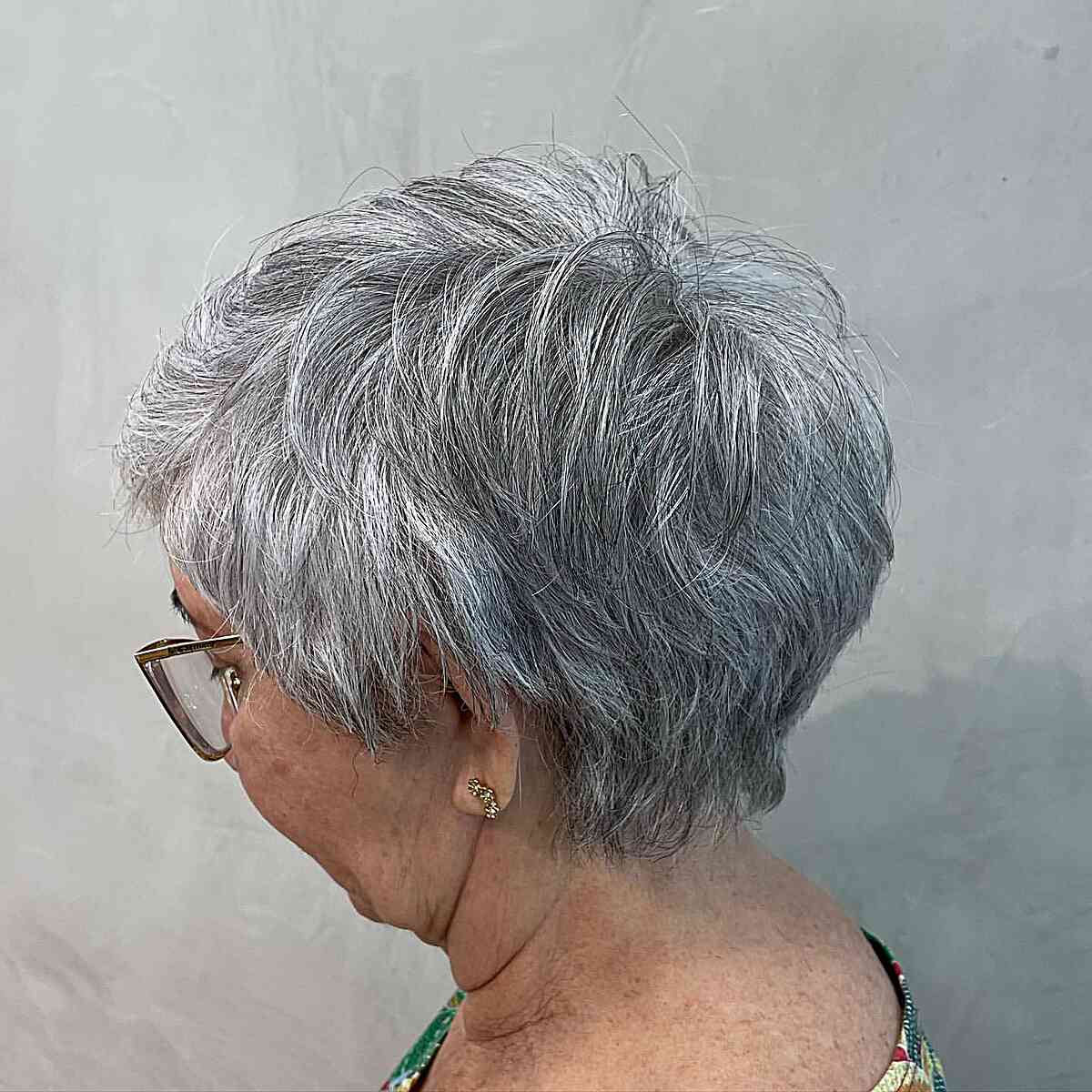 32 Perfect Pixie Cuts for Women Over 60 With Glasses