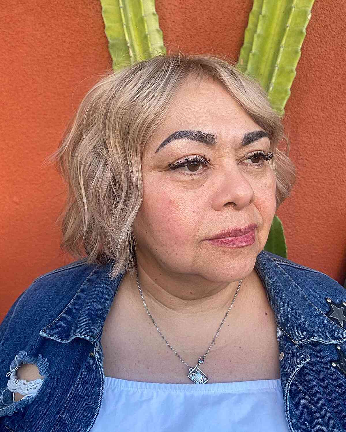 29 Slimming Short Hairstyles for Women Over 50 with Round Faces
