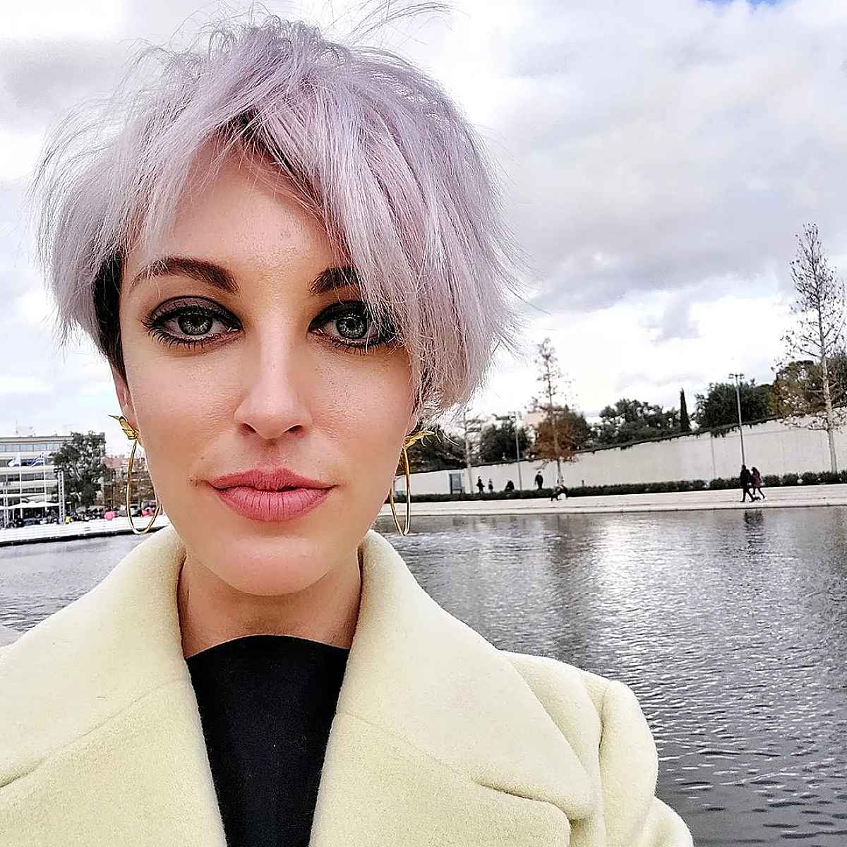 29 Most Flattering Pixie Cuts for Oval Face Shapes