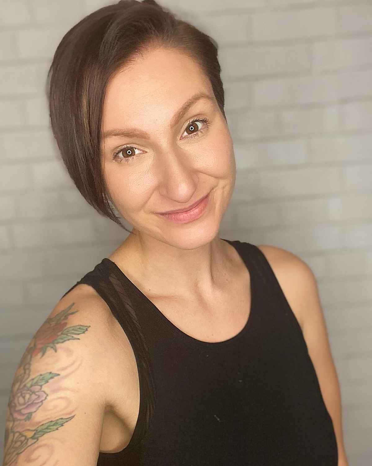 29 Most Flattering Pixie Cuts for Oval Face Shapes