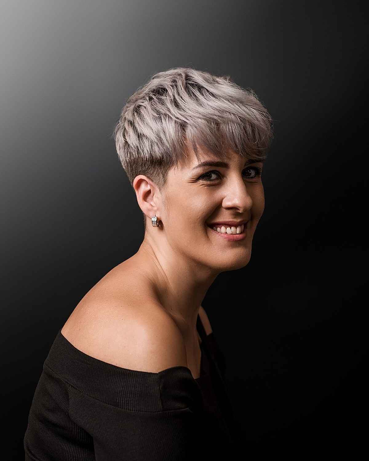 29 Most Flattering Pixie Cuts for Oval Face Shapes