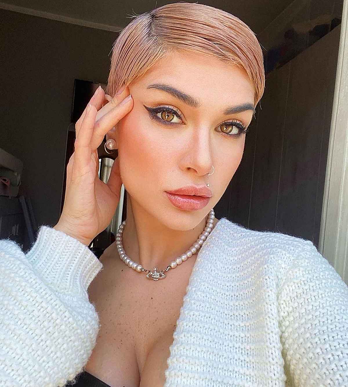 29 Most Flattering Pixie Cuts for Oval Face Shapes